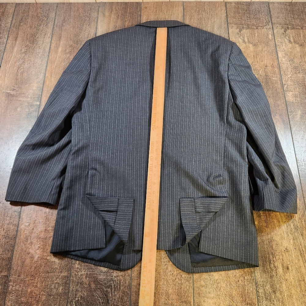 Jos. A. Bank Stays Cool 2 Piece Suit Mens Size 42S 36x25 Charcoal Gray Pinstripe - Picture 9 of 13